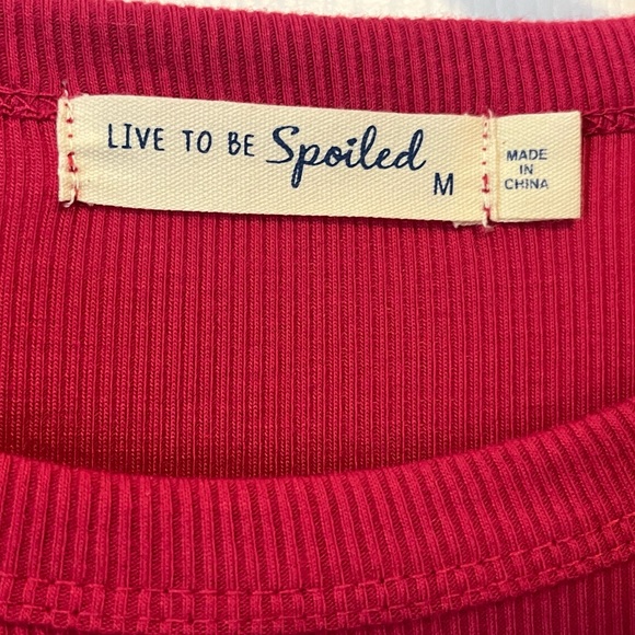 Fuchsia long sleeve with cinchabke sides . - Picture 3 of 5